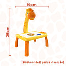 Projetor Girafinha + Mesinha Interativa Iluminada + Livro de Desenhar